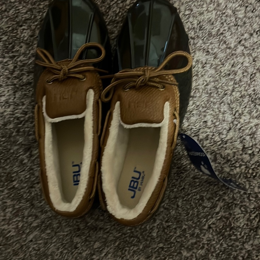 JBU rain shoes